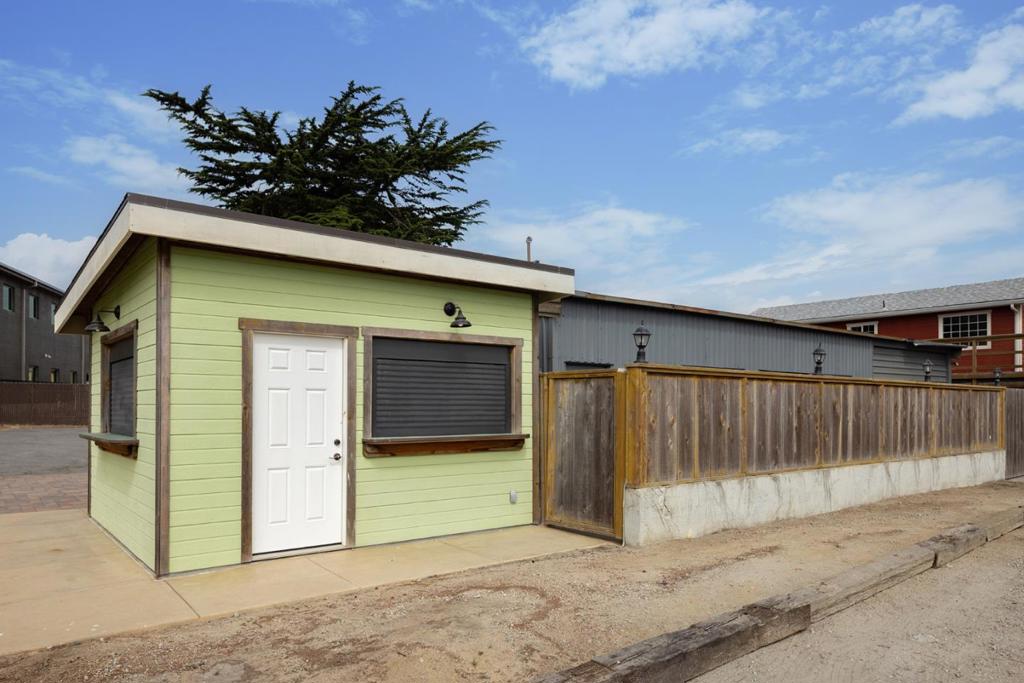 75507552 Sandholdt Road Property Photo 60