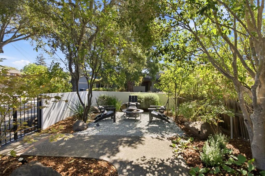 820 Chimalus Drive Property Photo 4