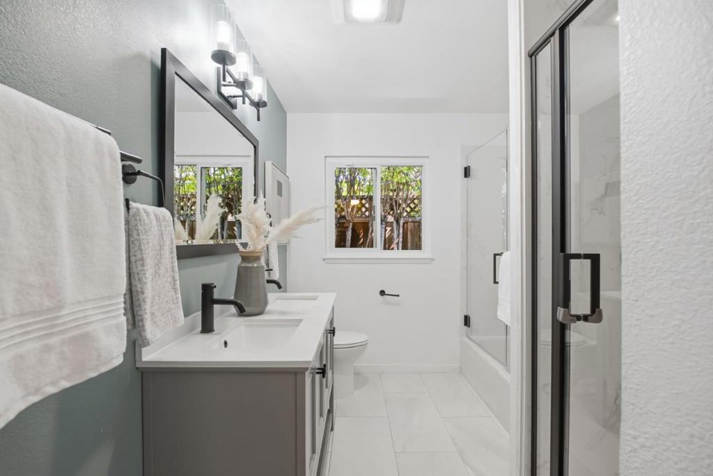 820 Chimalus Drive Property Photo 27