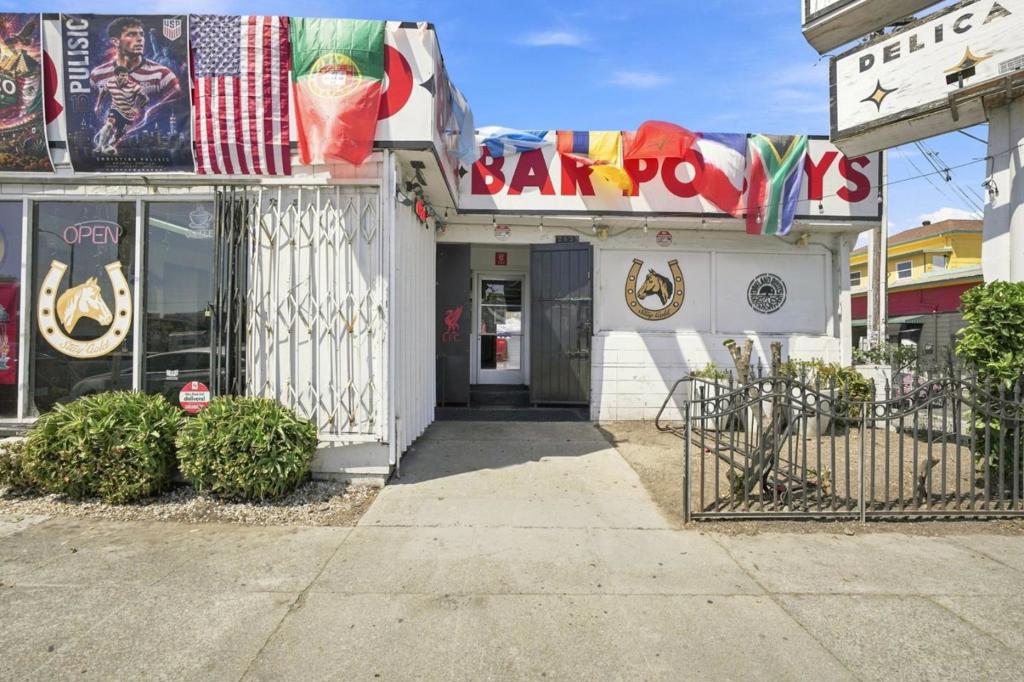 2633 San Pablo Avenue Property Photo 3