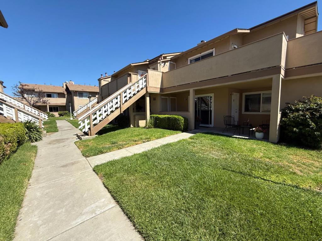 30 W San Joaquin Street 5 Property Photo 2