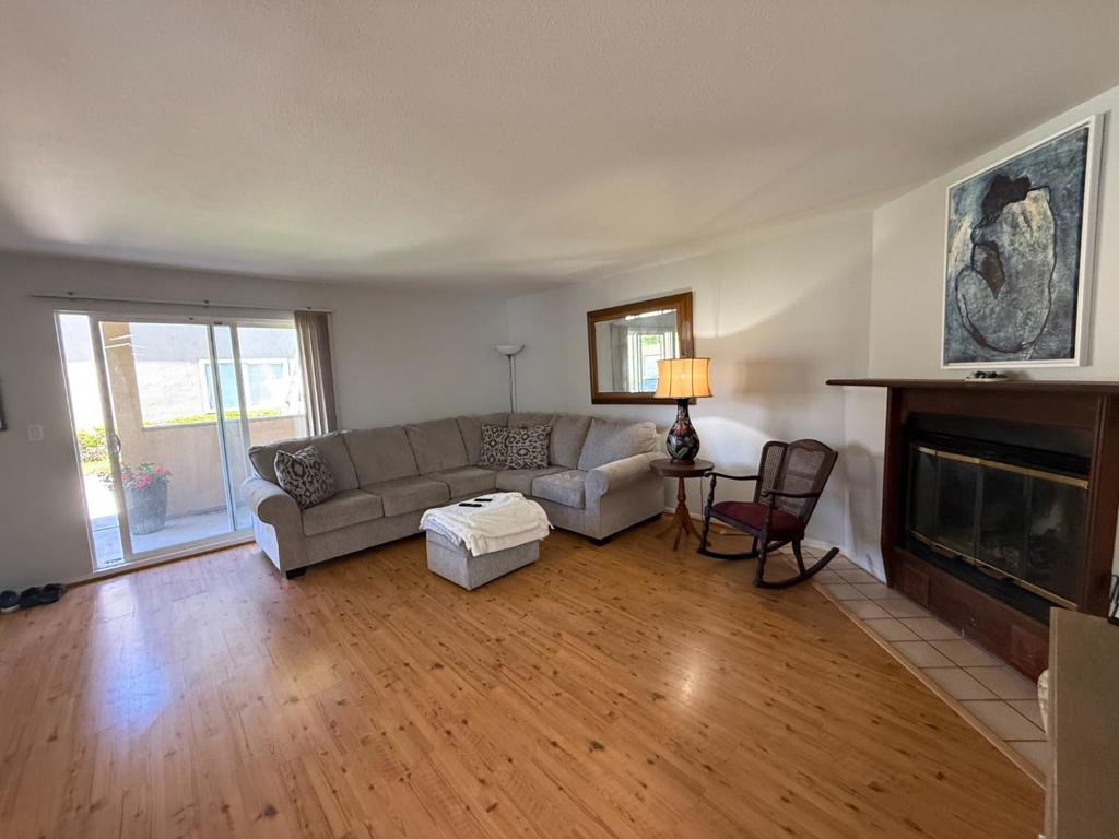 30 W San Joaquin Street 5 Property Photo 5