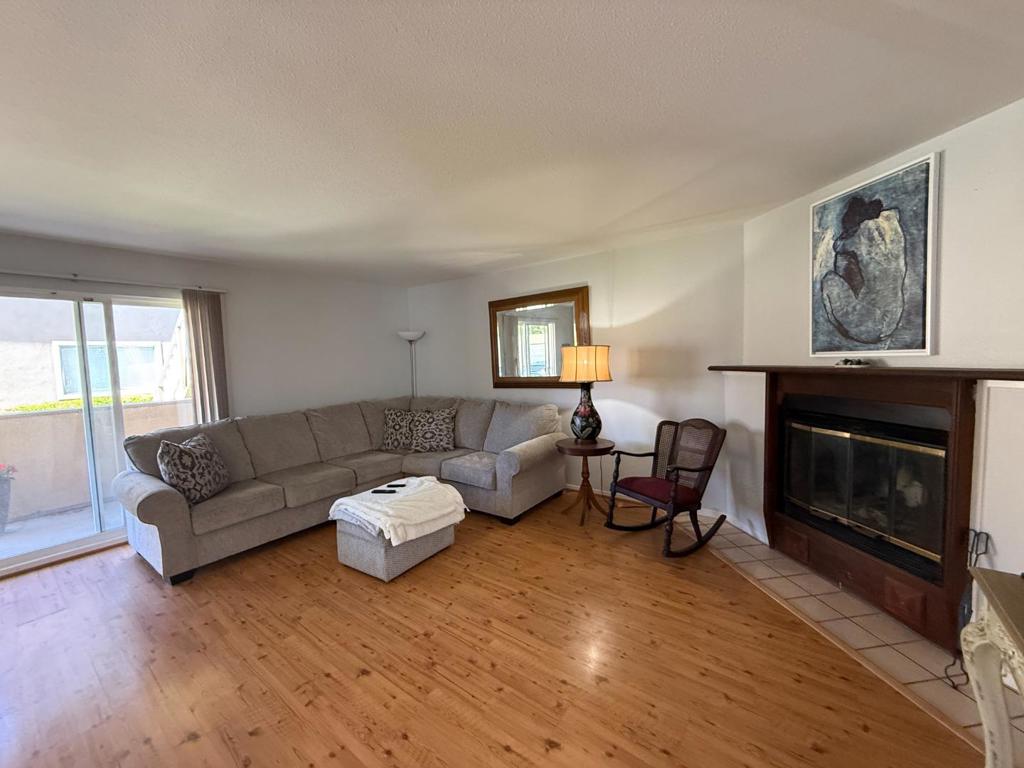 30 W San Joaquin Street 5 Property Photo 8