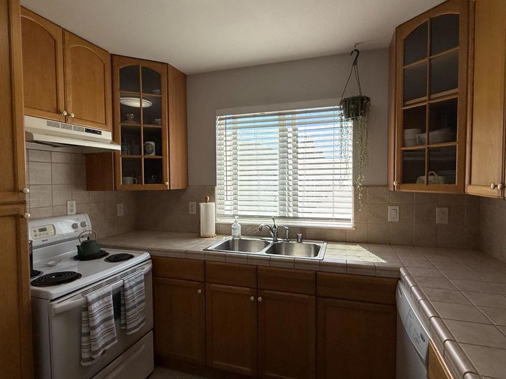30 W San Joaquin Street 5 Property Photo 11