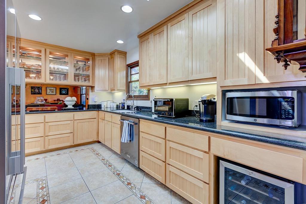 184 S Cragmont Avenue Property Photo 15