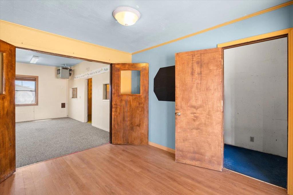 25588 Jackson Street Property Photo 14