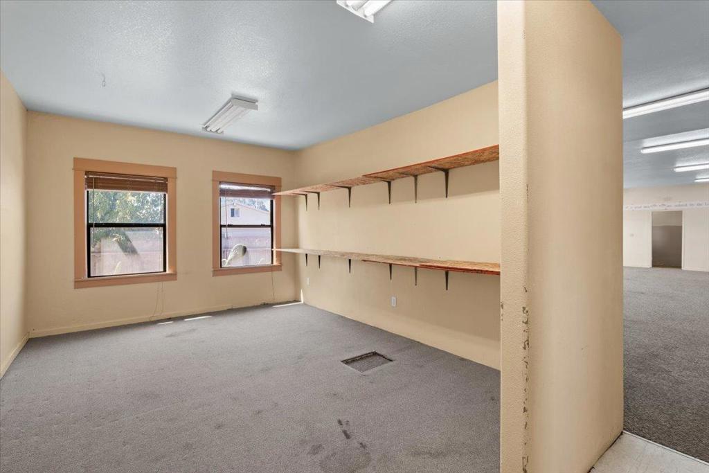 25588 Jackson Street Property Photo 20