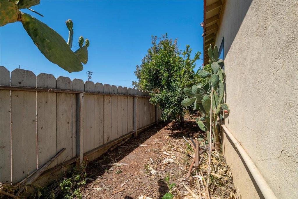 25588 Jackson Street Property Photo 40