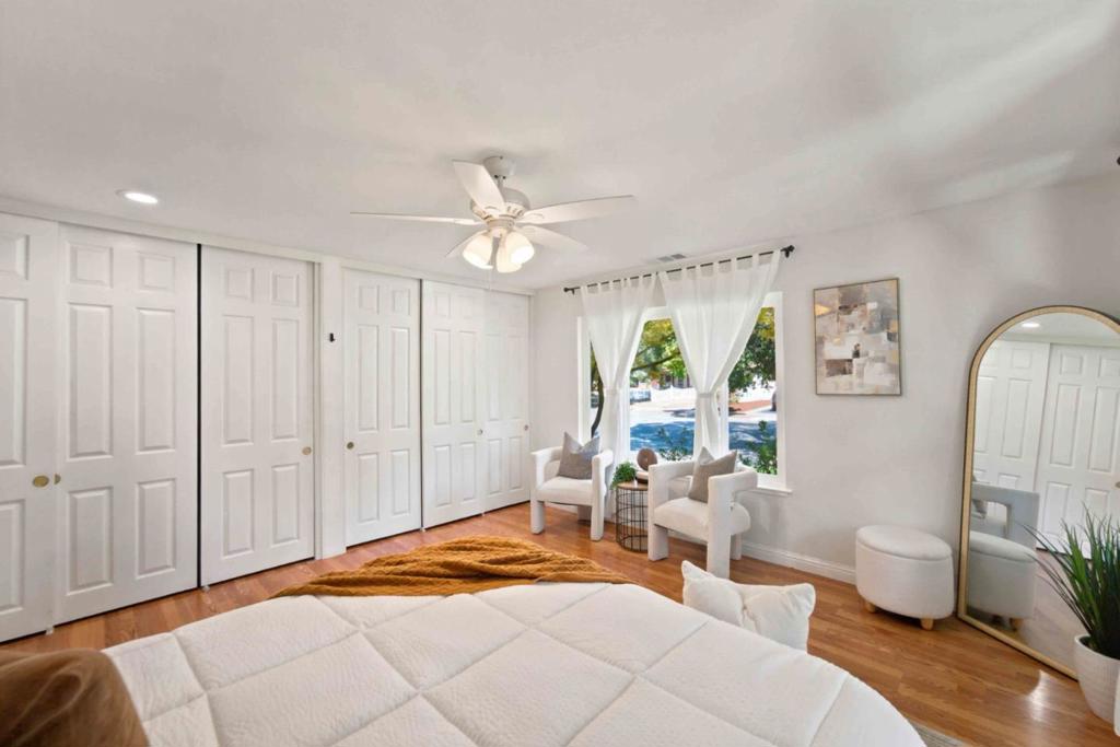 2092 Lynwood Terrace Property Photo 18