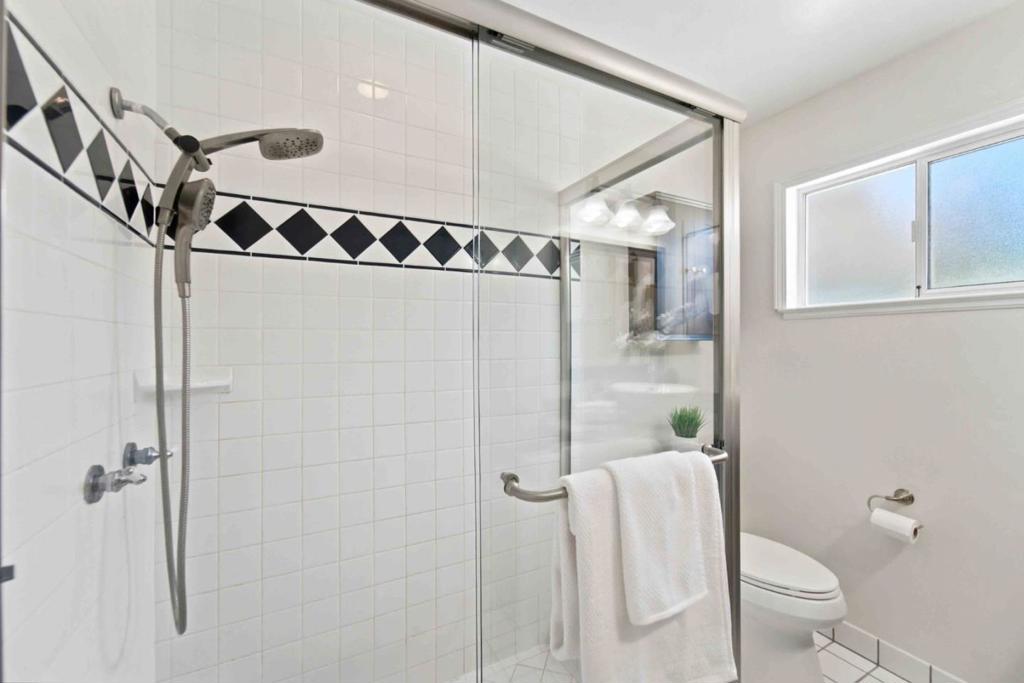 2092 Lynwood Terrace Property Photo 20