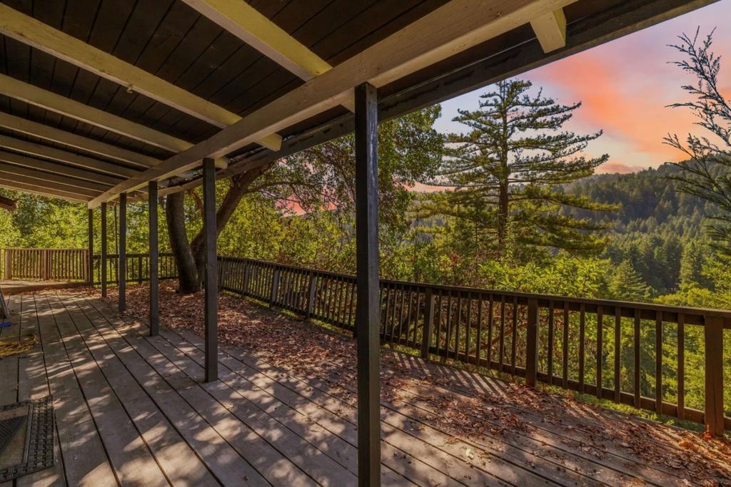323 Tipping Way Property Photo 46