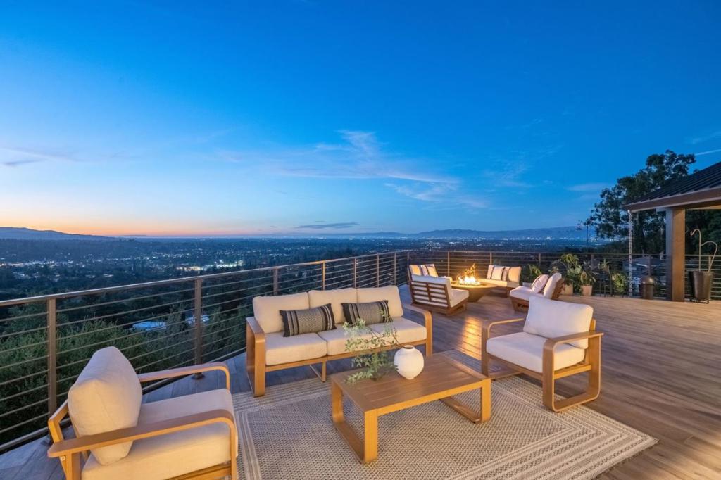 17808 Tourney Road Property Photo 31