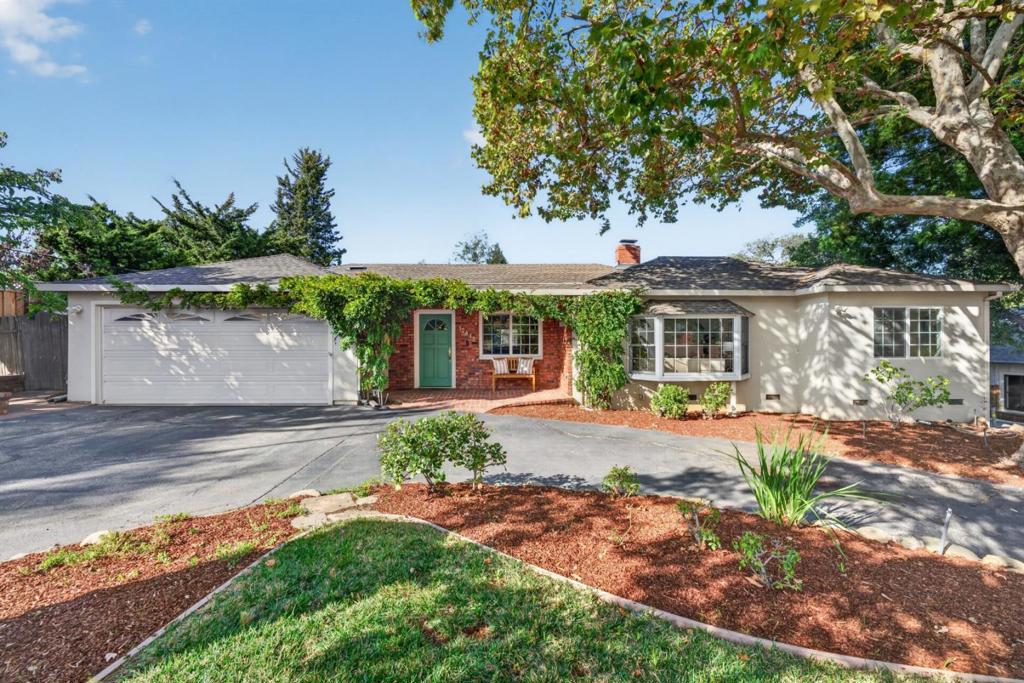 17445 Pleasant View Avenue Property Photo 1