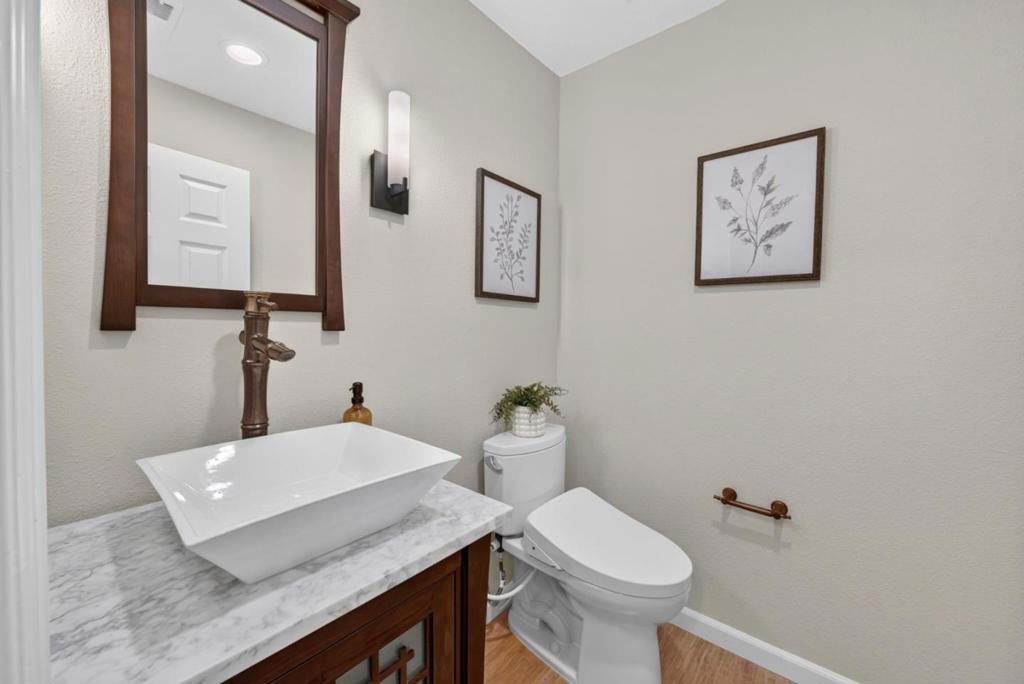 493 Mill River Lane Property Photo 16