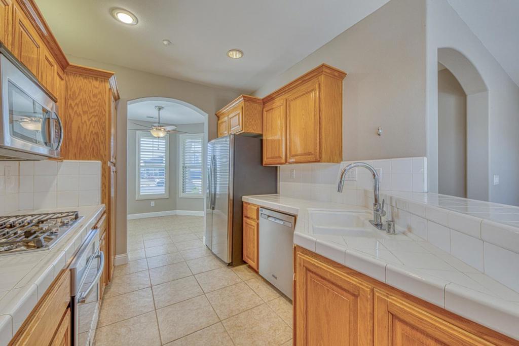 427 Chardonnay Drive Property Photo 13