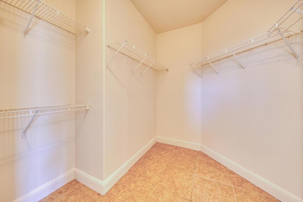427 Chardonnay Drive Property Photo 27