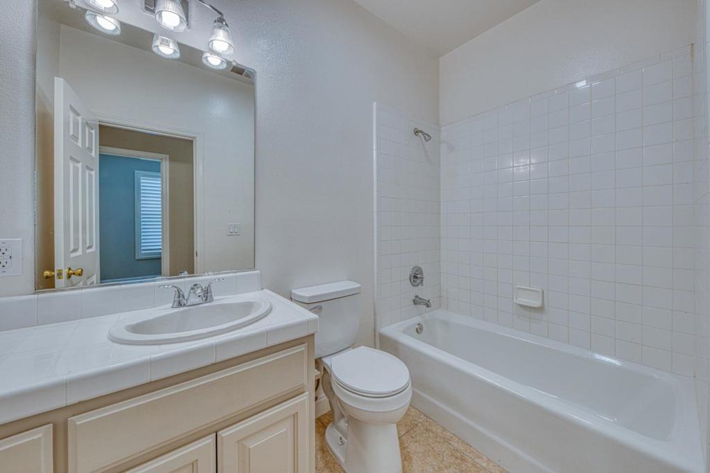 427 Chardonnay Drive Property Photo 32