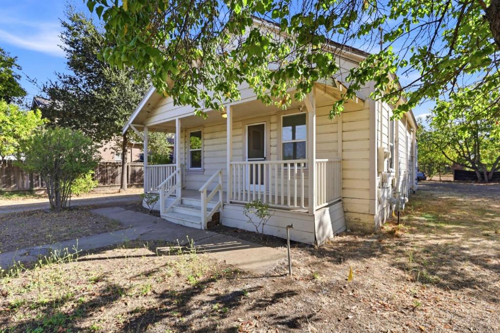 7522 Chestnut Street Property Photo 1