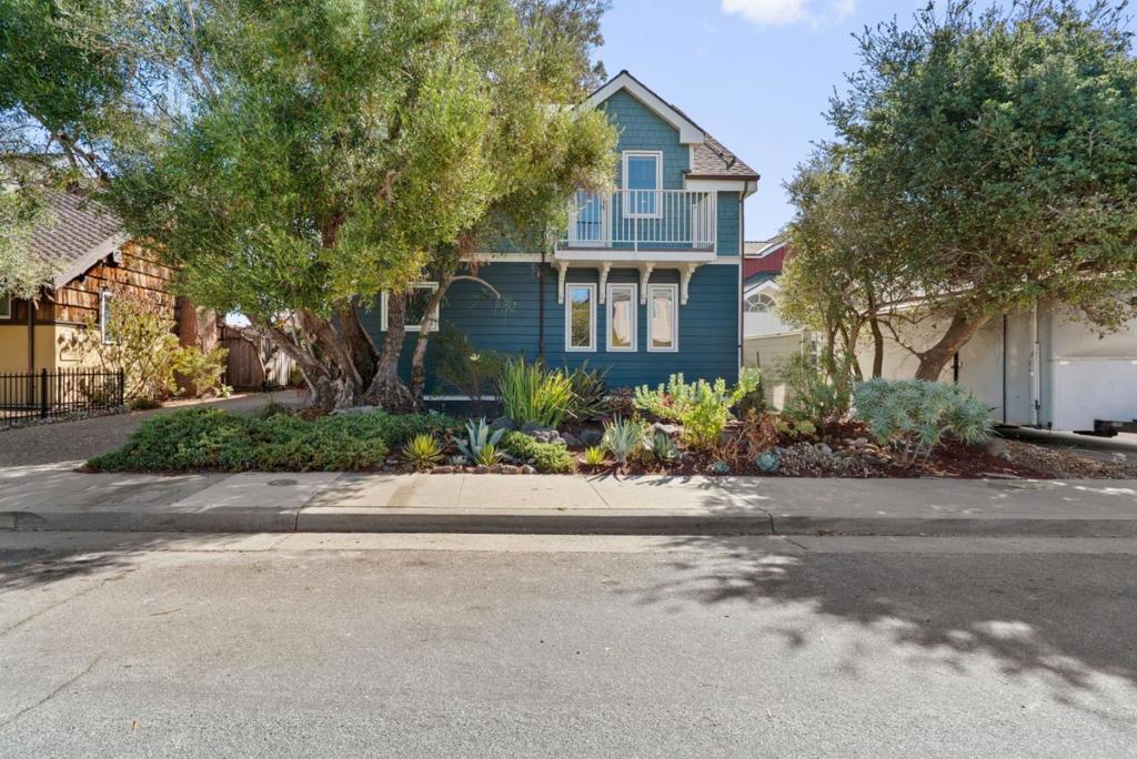 126 National Street Property Photo 1