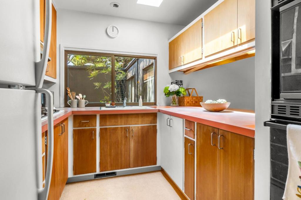 519 Cliff Drive Property Photo 30