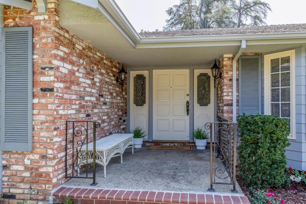 14744 Montalvo Road Property Photo 7