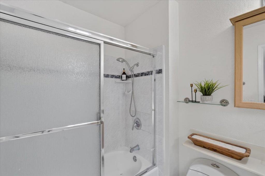 1730 Waring Street Property Photo 26