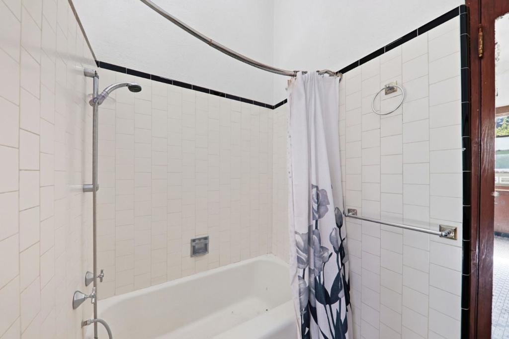 496 6th Street Property Photo 61
