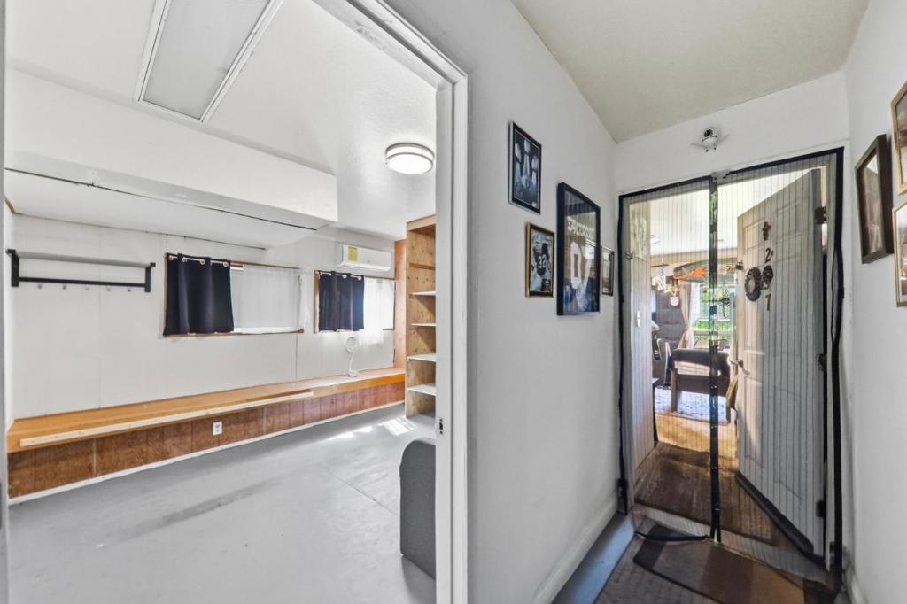 496 6th Street Property Photo 101