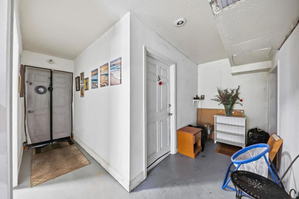 496 6th Street Property Photo 105