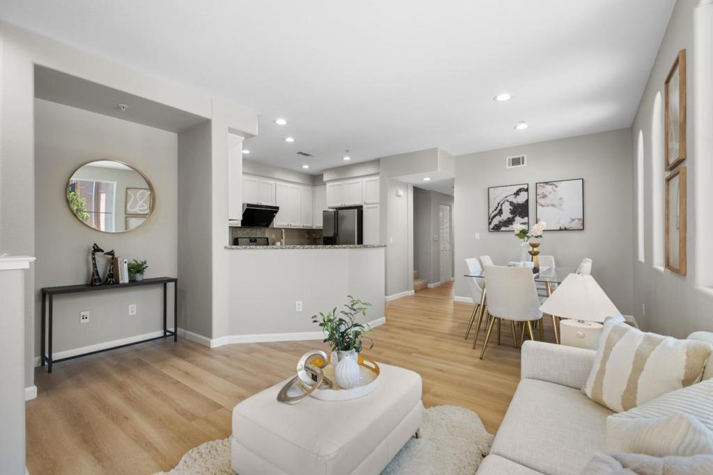 100 Parc Place Drive Property Photo 14