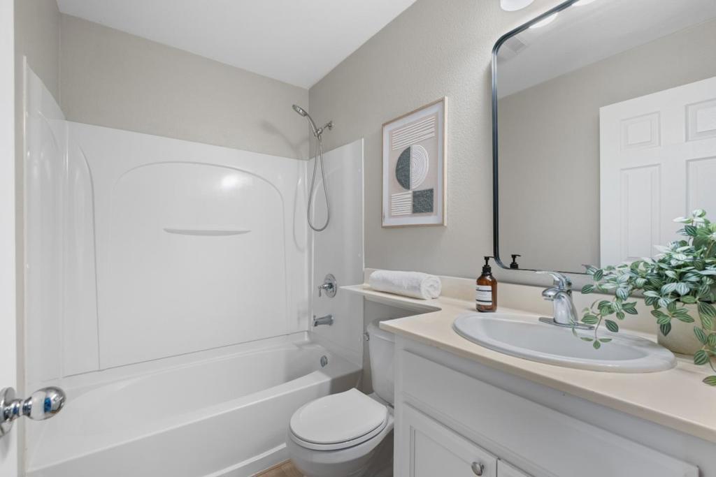 100 Parc Place Drive Property Photo 28
