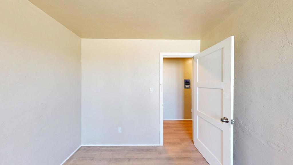 661 E Market Street Property Photo 19