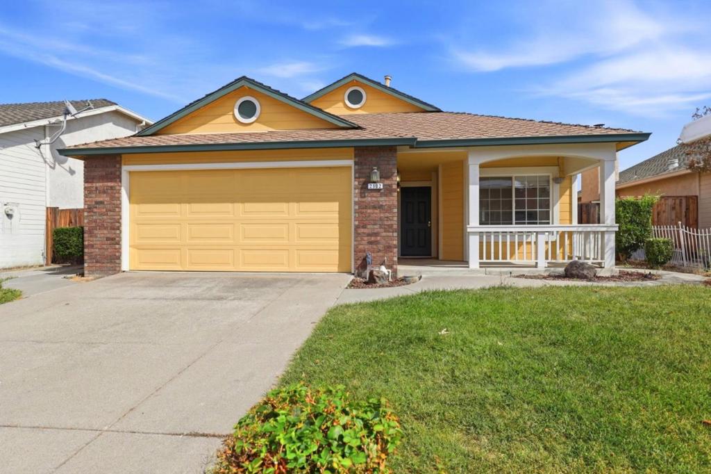 2102 Homecoming Way Property Photo 1