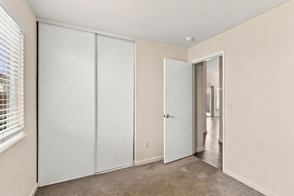2102 Homecoming Way Property Photo 15