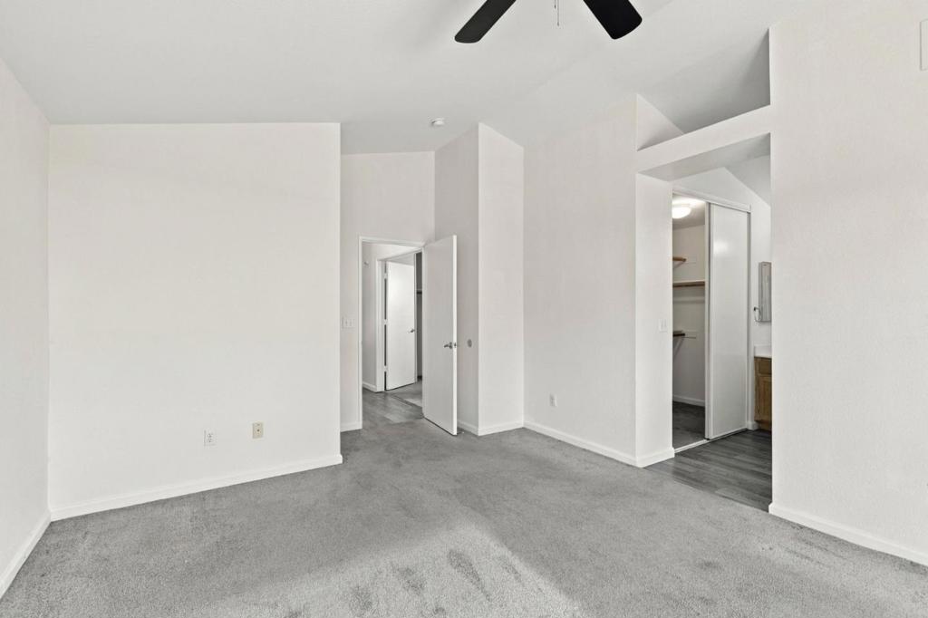 2102 Homecoming Way Property Photo 19