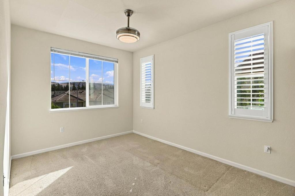 6094 Charlotte Drive Property Photo 29