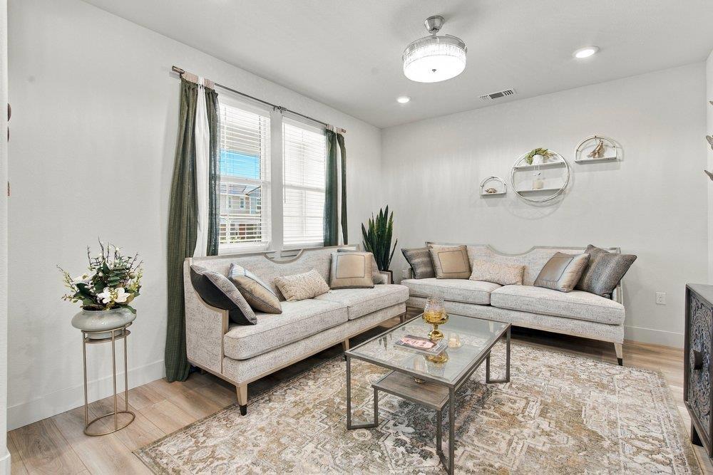 ML82061364 Property Photo 5