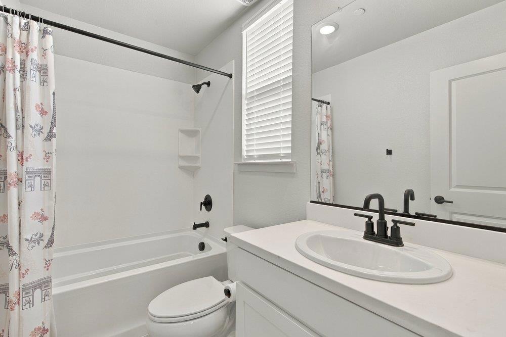 ML82061364 Property Photo 7