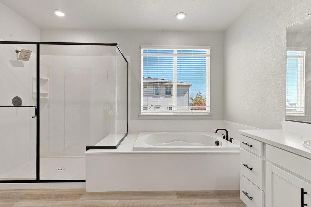 ML82061364 Property Photo 27