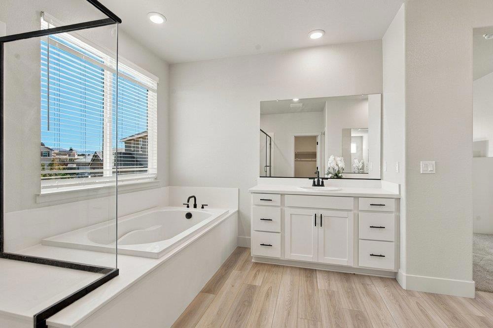 ML82061364 Property Photo 28