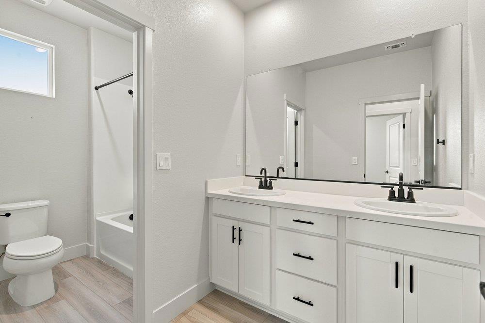 ML82061364 Property Photo 34
