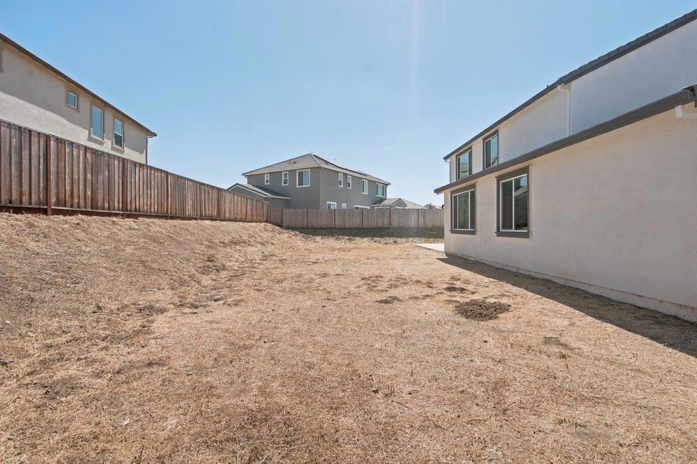 ML82061364 Property Photo 39