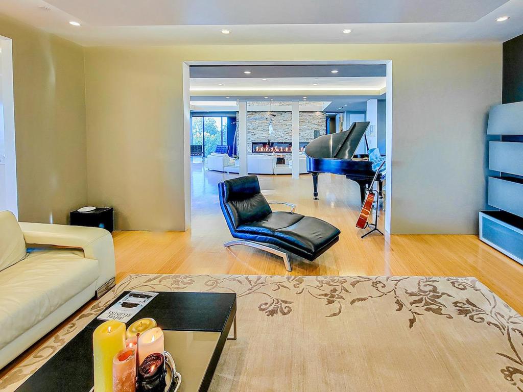 ML82061368 Property Photo 11