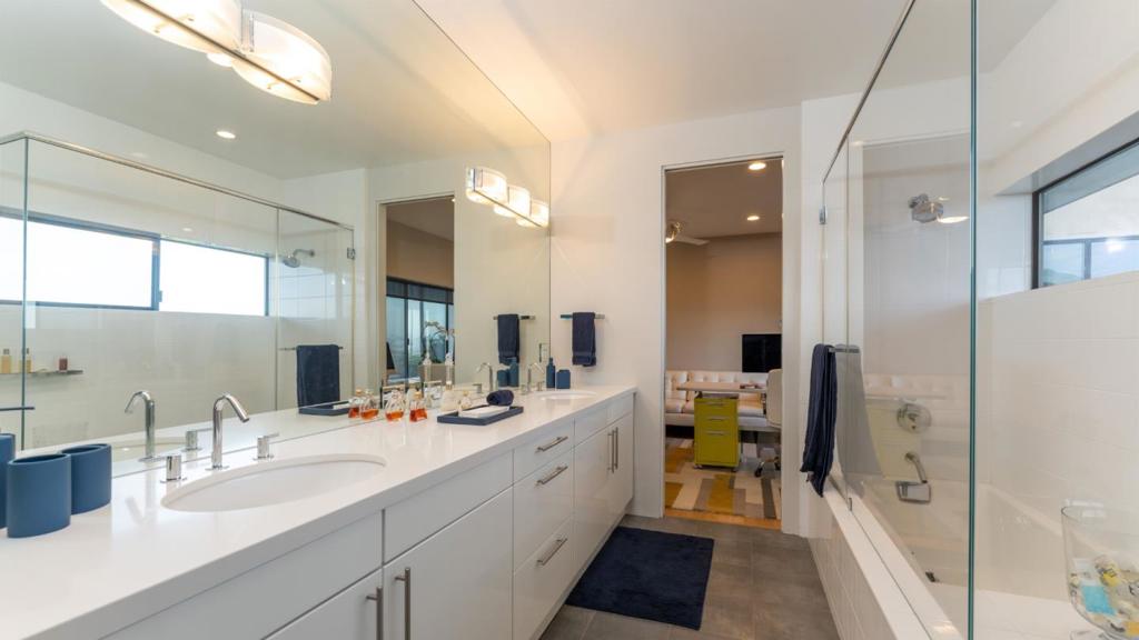 ML82061368 Property Photo 26