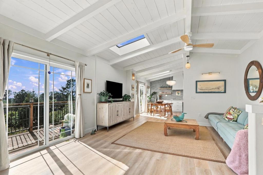 420 Vista Del Mar Drive Property Photo 3