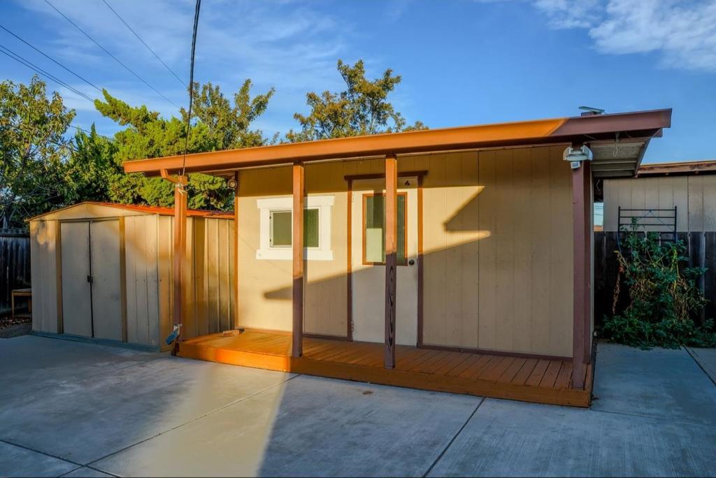 297 Stagehand Drive Property Photo 12