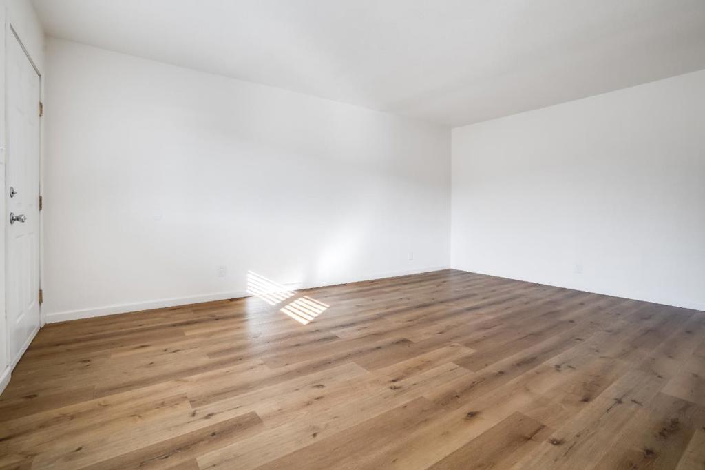 420 Broadway Property Photo 2