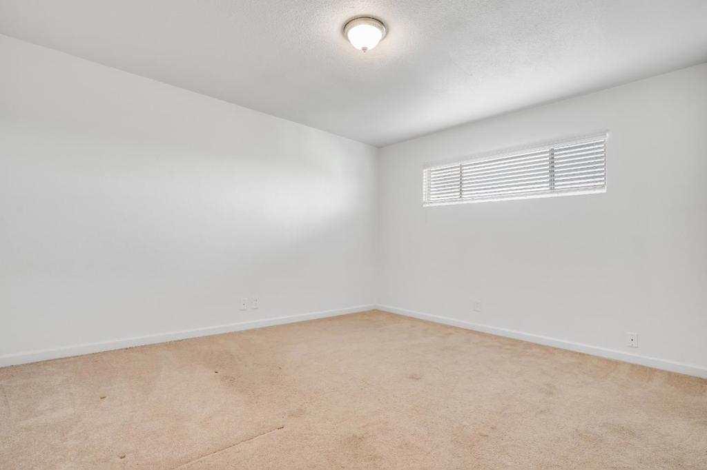 420 Broadway Property Photo 9