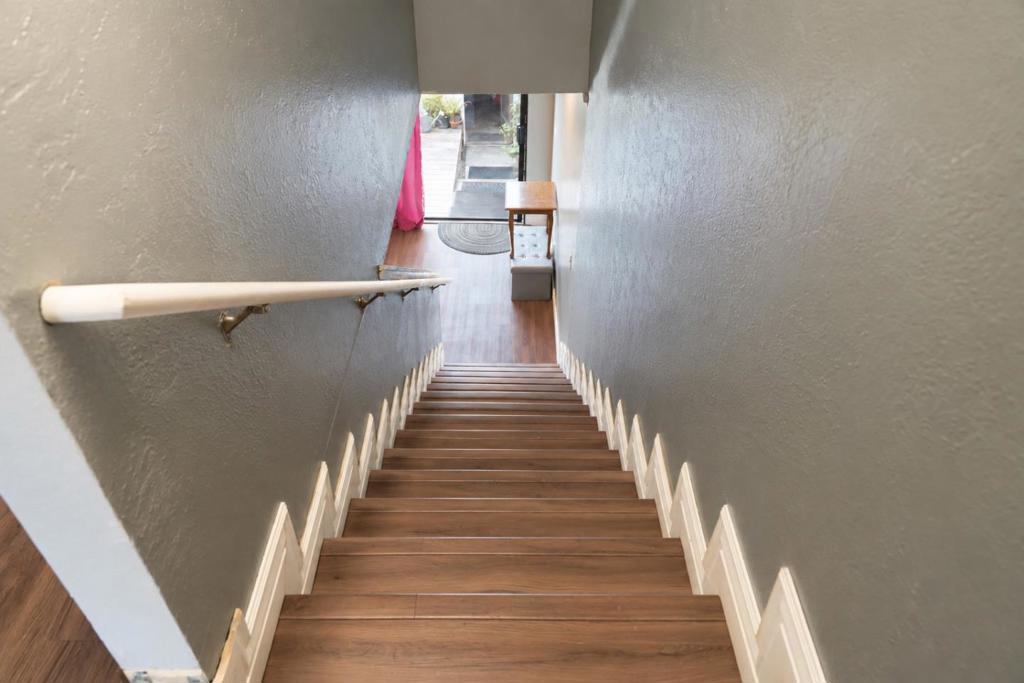 433 Winchester Drive Property Photo 15