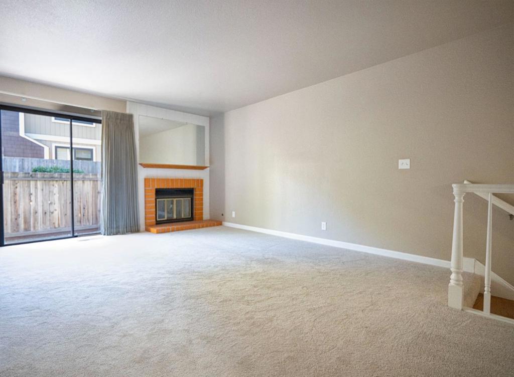 584 Valeri Ruth Court Property Photo 2